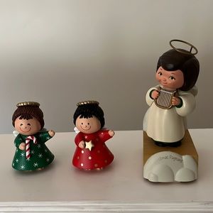 Hallmark vintage Christmas angels. 3 hard plastic, music plays Faith works